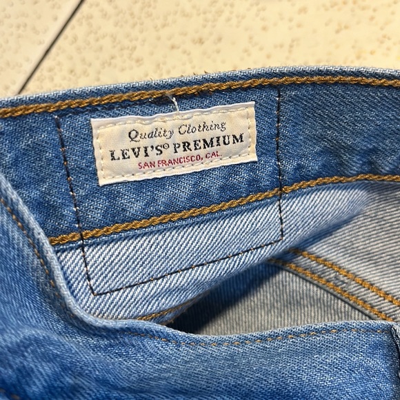 Levi’s Wedgie Straight - Picture 6 of 7